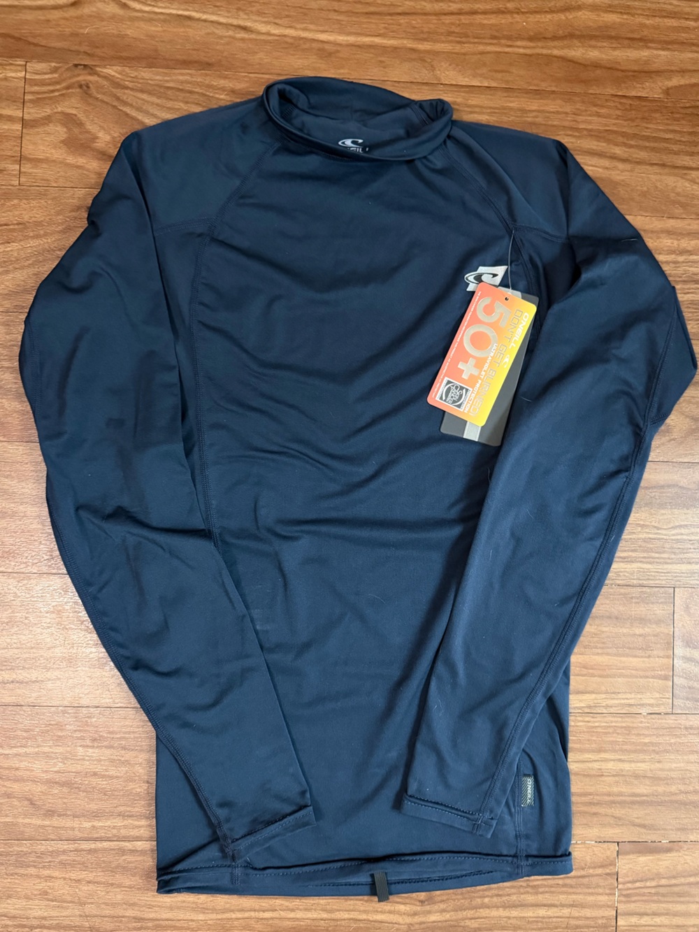 NWT Men's O'Neill Rashguard UPF 50 size Medium